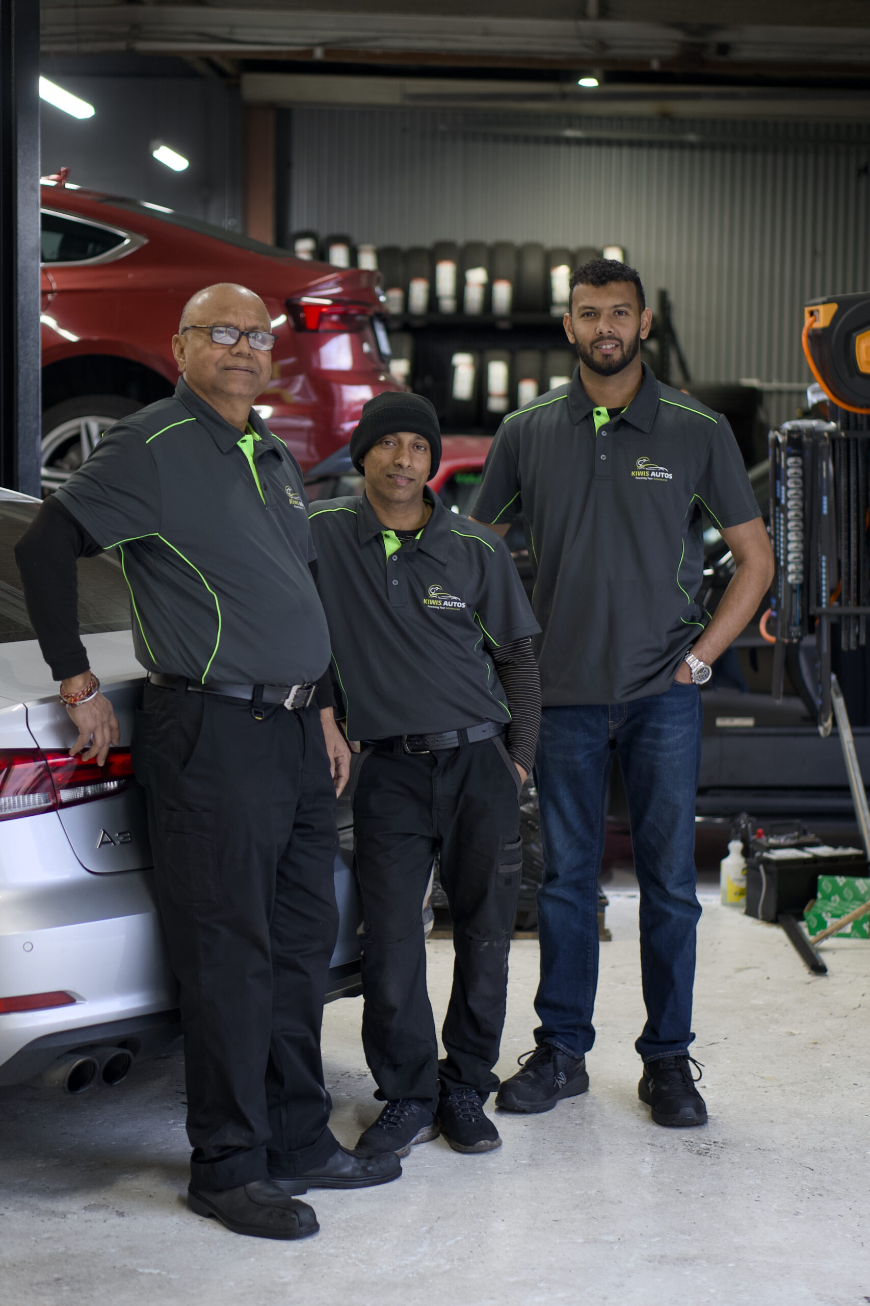 The Kiwis Autos team